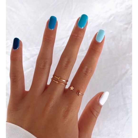 Meet your Posher, Kayla - Picture 1 of 1